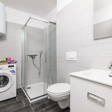 With A Parking Space - 23290 Apartman *